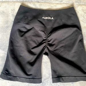 Aurola scrunch biker short
